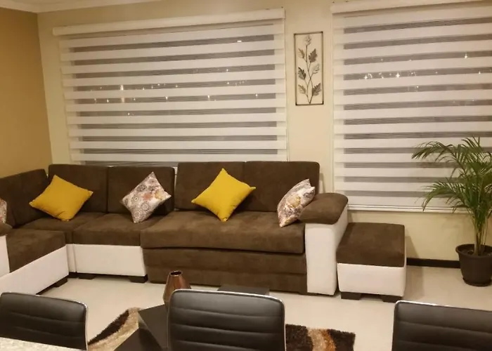 Condominio La Victoria, Departamento En Cuenca 4